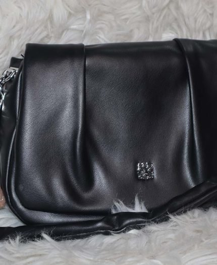 Elegant Black Pleated Flap Handbag